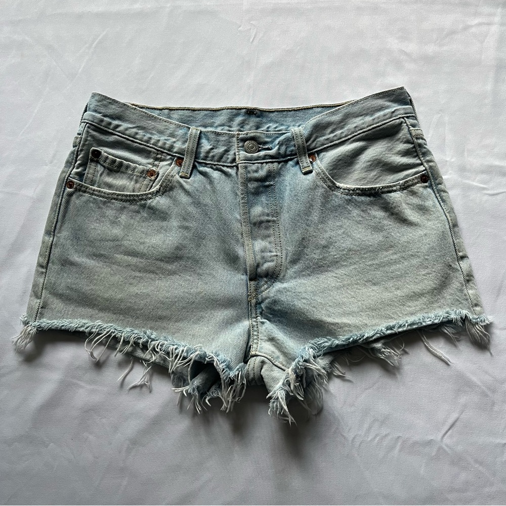 Levi’s - Picture 3 of 7
